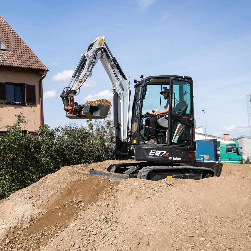 Excavator compact Bobcat E27z
