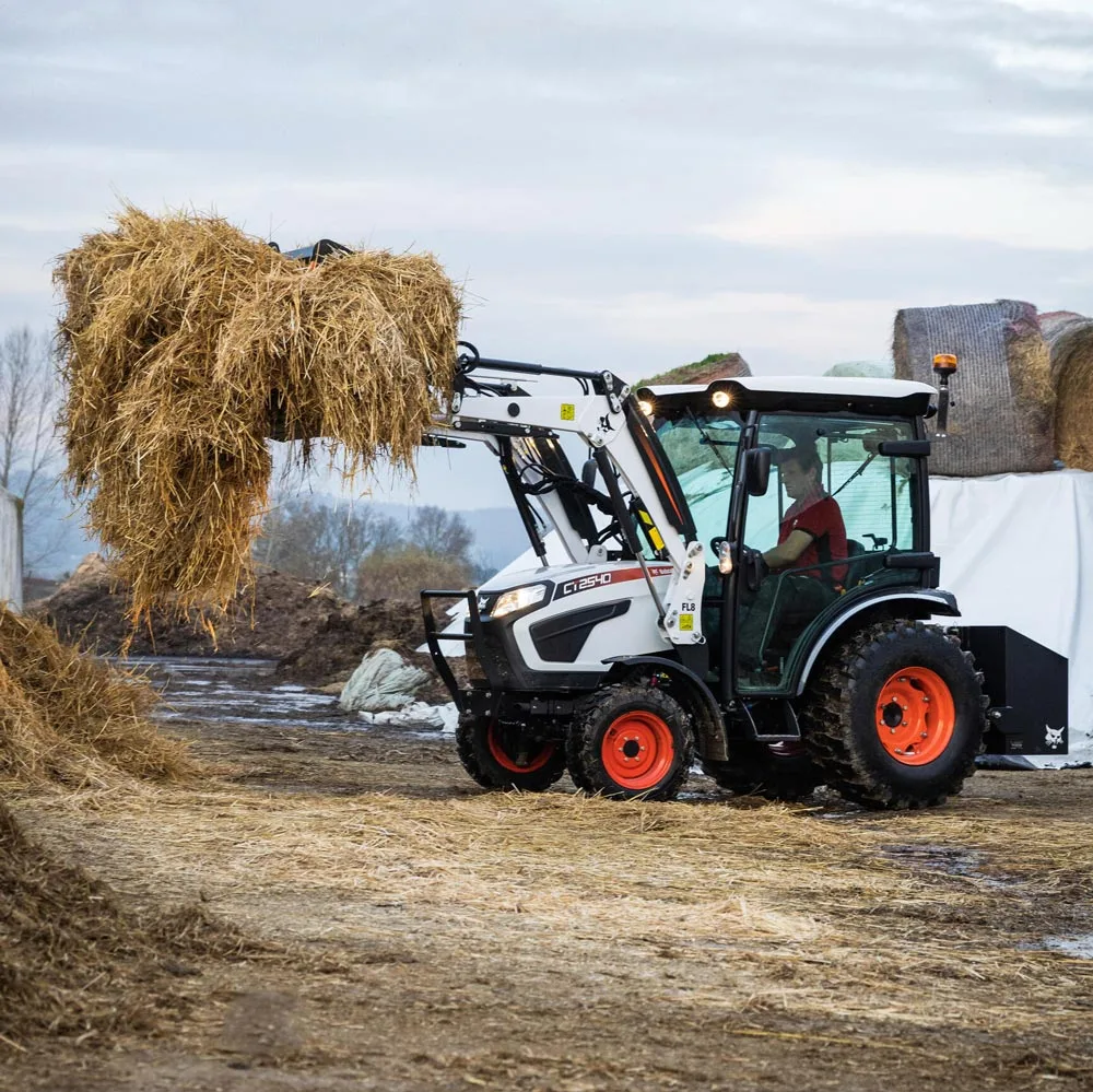 Bobcat CT2540 compact tractor