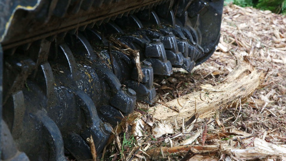 Distrugator de arbori Bobcat