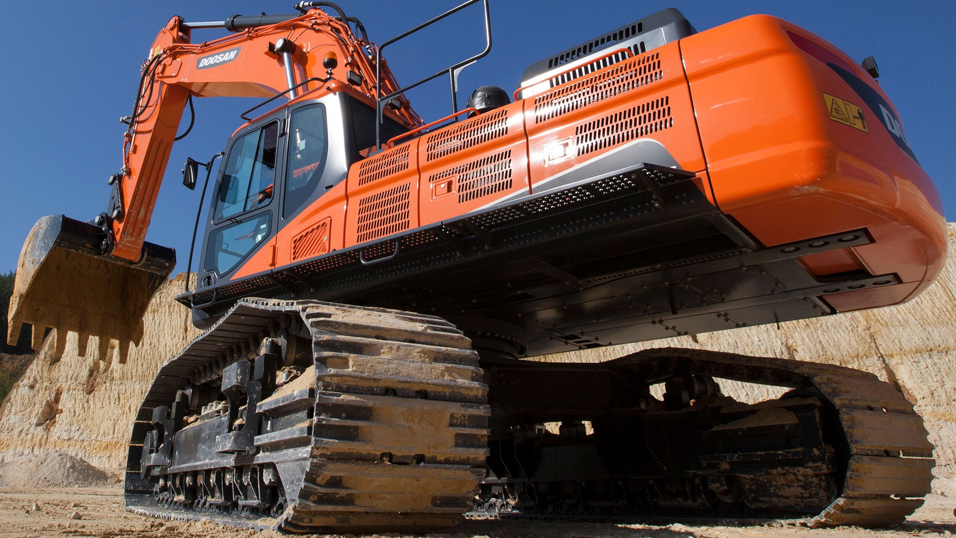 intretinerea senilelor excavatoarelor doosan