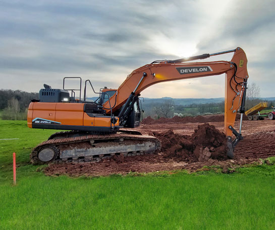 Excavator senile Develon DX225LC-7 utilaj ircat