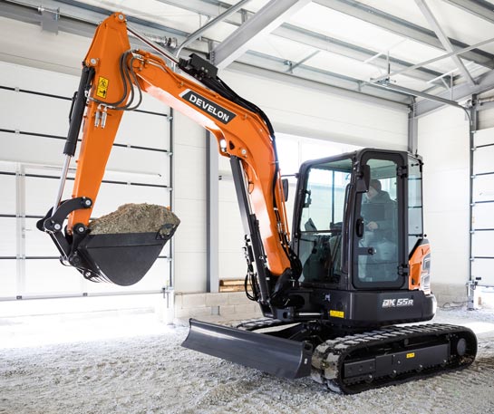 Excavator compact Develon DX55