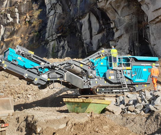 Echipament concasare agregate Powerscreen Trakpactor 290SR